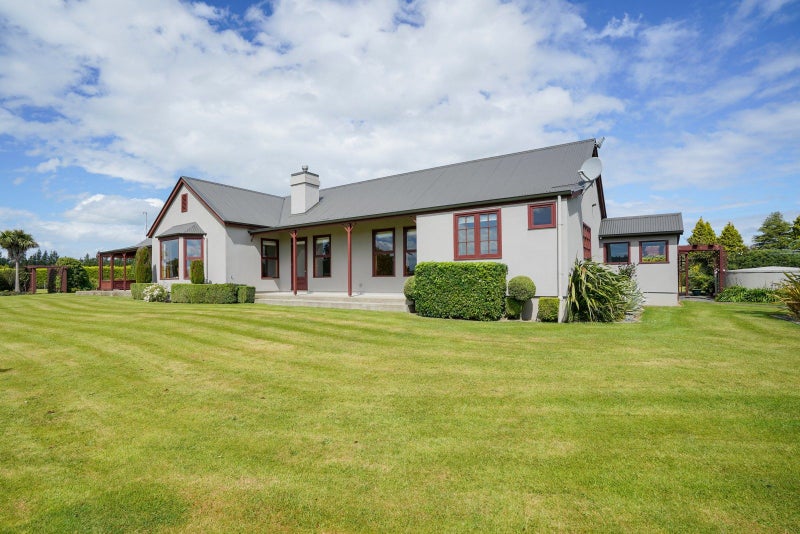 12 Millton Park Road, Mill Road, Invercargill - Carousel 1