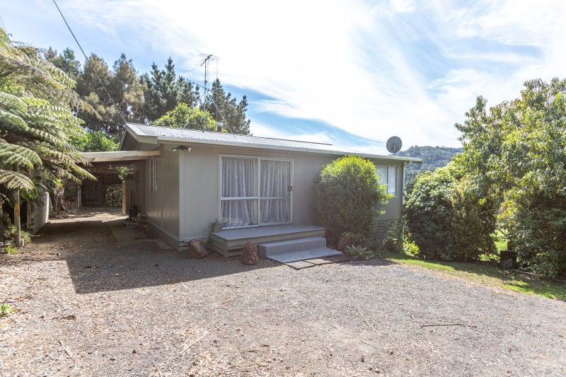 15 Albert Street, Karangahake, Paeroa - Carousel 1