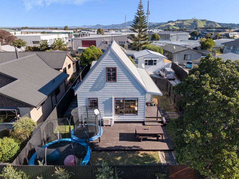 16A Simpson Road, Papamoa Beach, Papamoa - Carousel 1