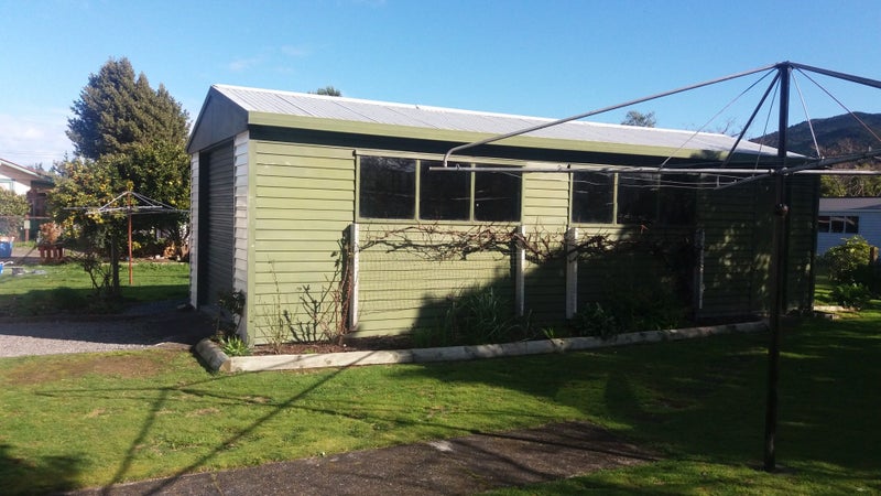52 Daniell Street, Featherston - Carousel 10