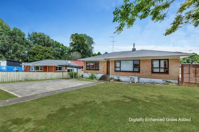 8 Paerata Road, Pukekohe - Carousel 1