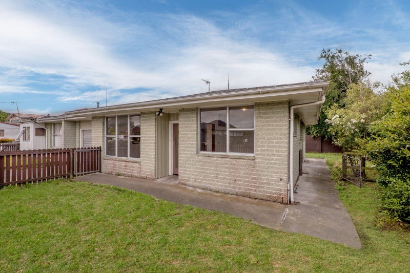 2/99 Briggs Road, Shirley, Christchurch - Carousel 1