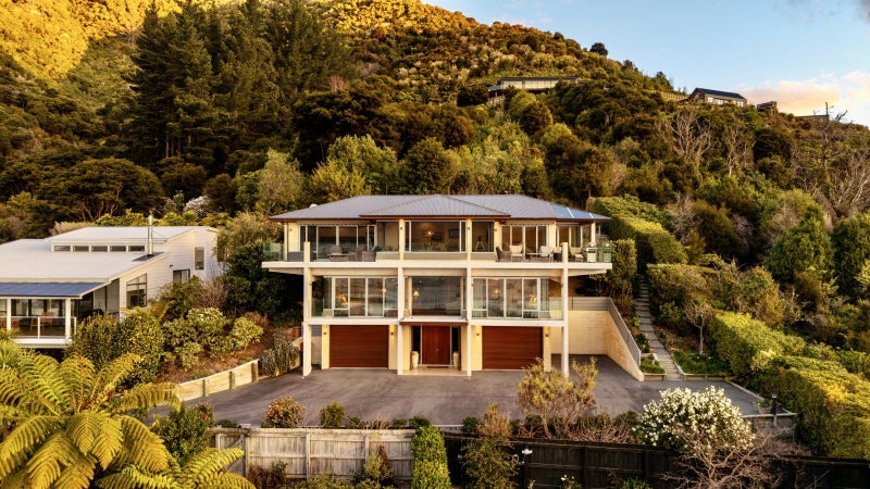 362B Waikawa Road, Waikawa, Picton - Carousel 1