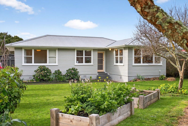 14 Ropata Street, Kaiti, Gisborne - Carousel 2