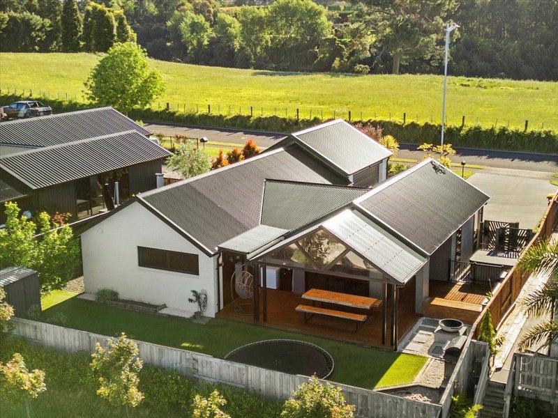 27 Tamihana Avenue, Pyes Pa, Tauranga - Carousel 1