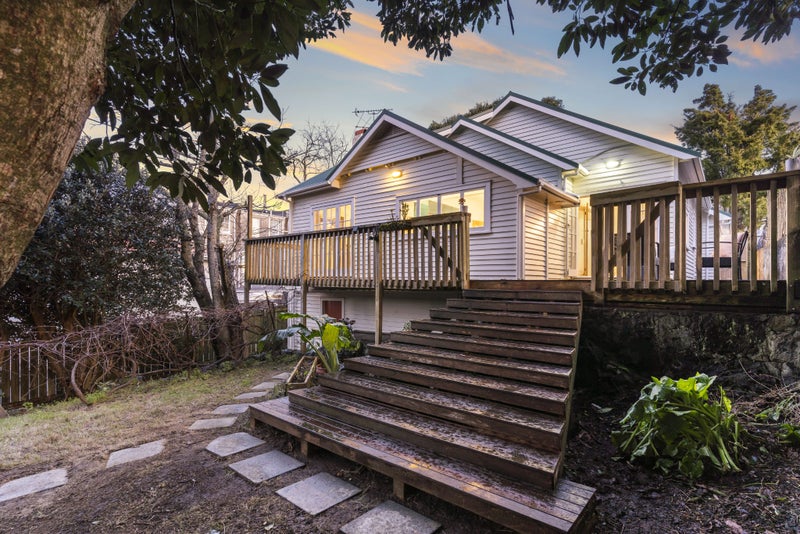 98 Calgary Street, Mount Eden, Auckland - Carousel 1