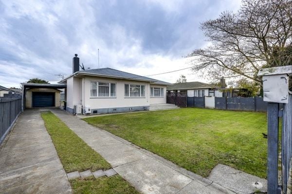 818 Oliphant Road, Raureka, Hastings - Carousel 1