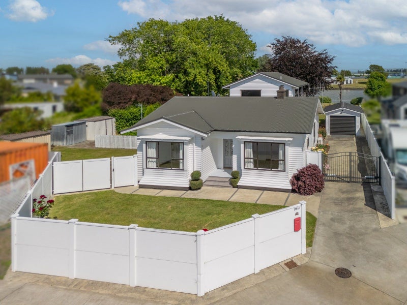 198A Main Road, Clive, Clive - Carousel 1
