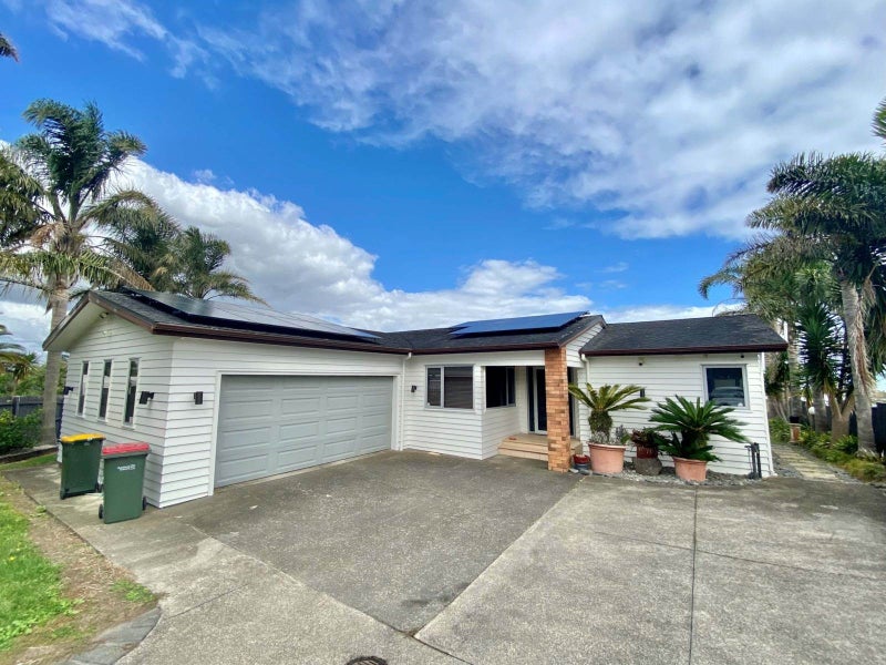 24 Bill Phillip Place, Clendon Park, Auckland - Carousel 2