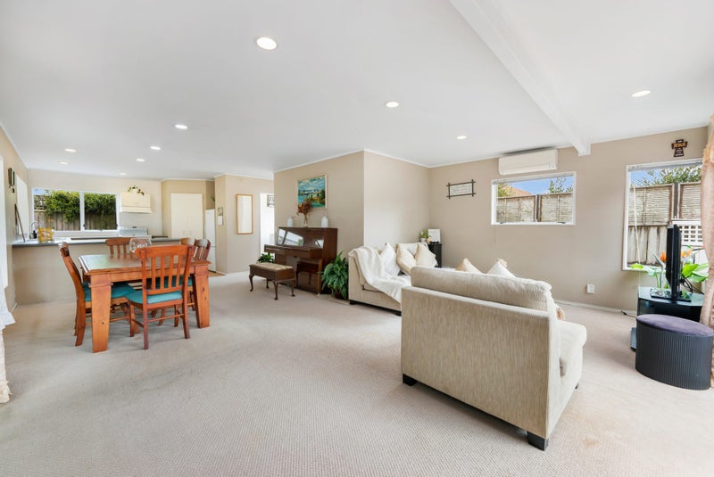 30A Green Lane East, Remuera, Auckland - Carousel 2