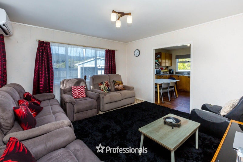 18 Heath Street, Wainuiomata, Lower Hutt - Carousel 2