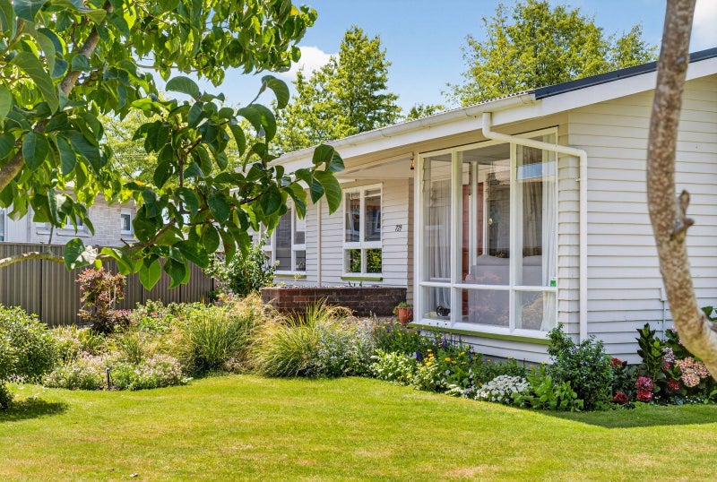 729 Maxville Drive, Parkvale, Hastings - Carousel 17