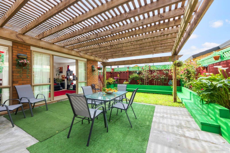 1B Charlenne Close, Ranui, Auckland - Carousel 1