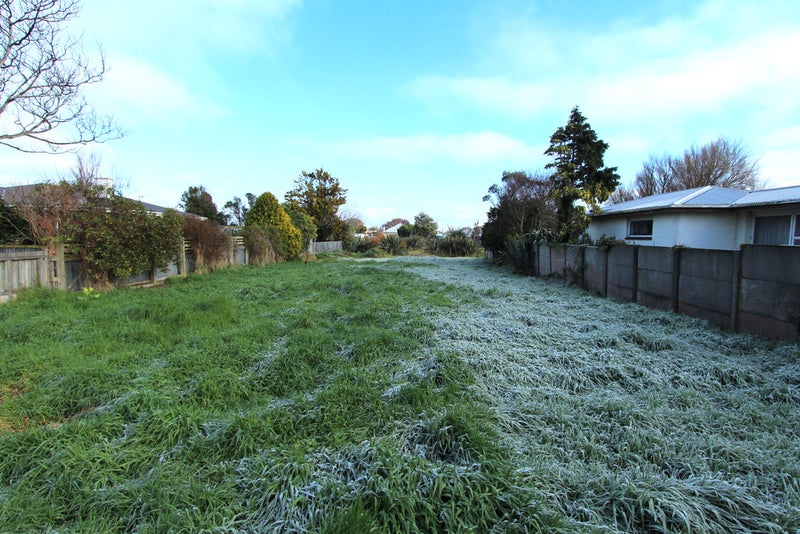 209A Pomona Street, Strathern, Invercargill - Carousel 2