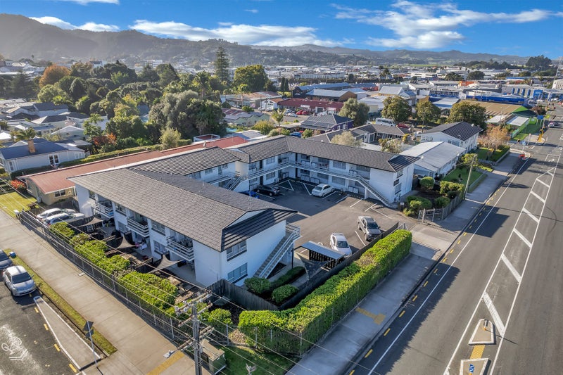 12 Central Avenue, Avenues, Whangarei, Northland - Carousel 2