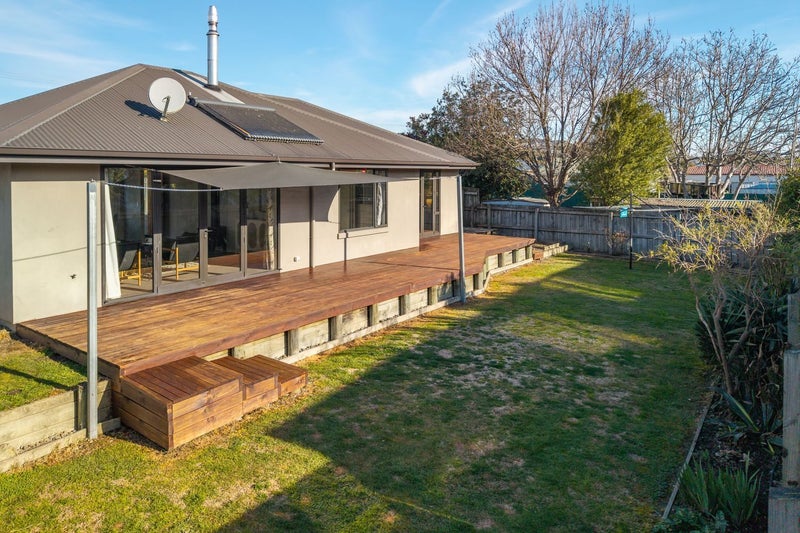 3A Lord Rutherford Road North, Brightwater - Carousel 1