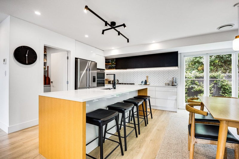 2A Whites Way, Ellerslie, Auckland - Carousel 2