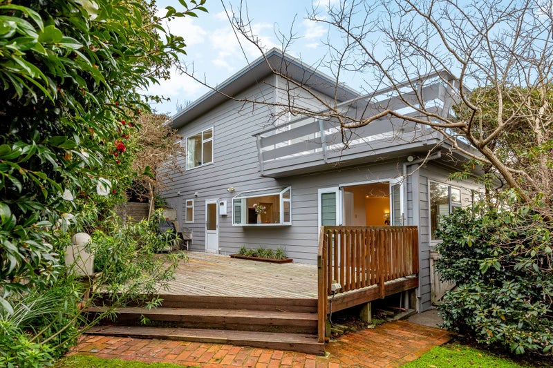 7 Angell Street, Johnsonville, Wellington - Carousel 1