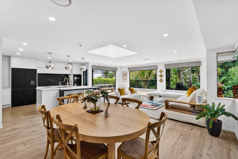 1/33 Harapaki Road, Meadowbank, Auckland - Carousel 2