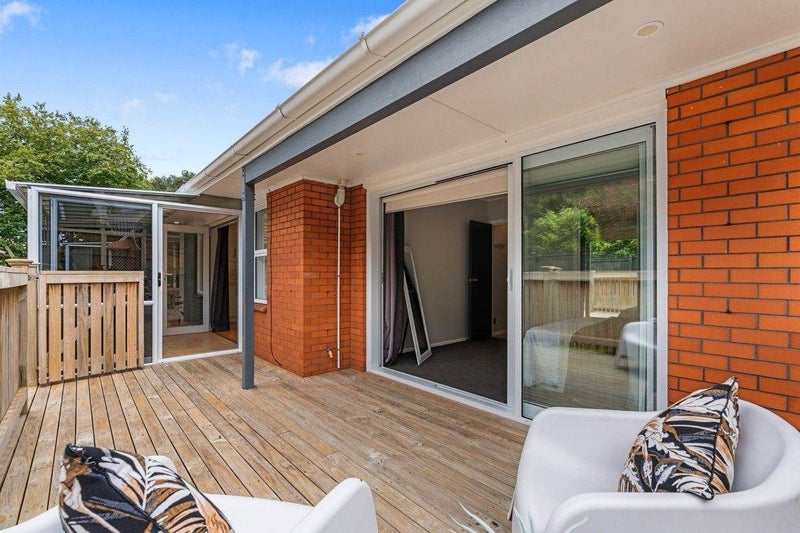 4/21 Woodside Road, Mount Eden, Auckland - Carousel 2