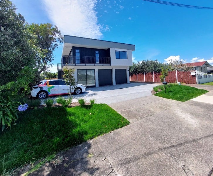1/122a Bucklands Beach Road, Bucklands Beach, Manukau City, Auckland - Carousel 1