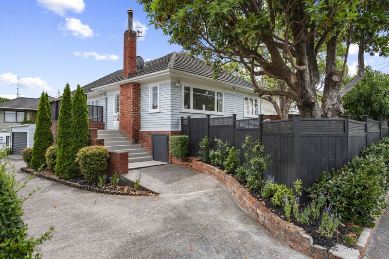 1/50 Michaels Avenue, Ellerslie, Auckland - Carousel 1