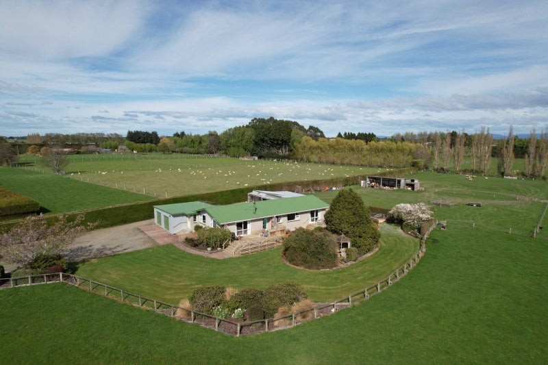 79 Egerton Road, Winton, Winton - Carousel 1