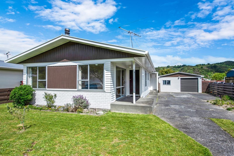 29 Berkeley Road, Wainuiomata, Lower Hutt - Carousel 20