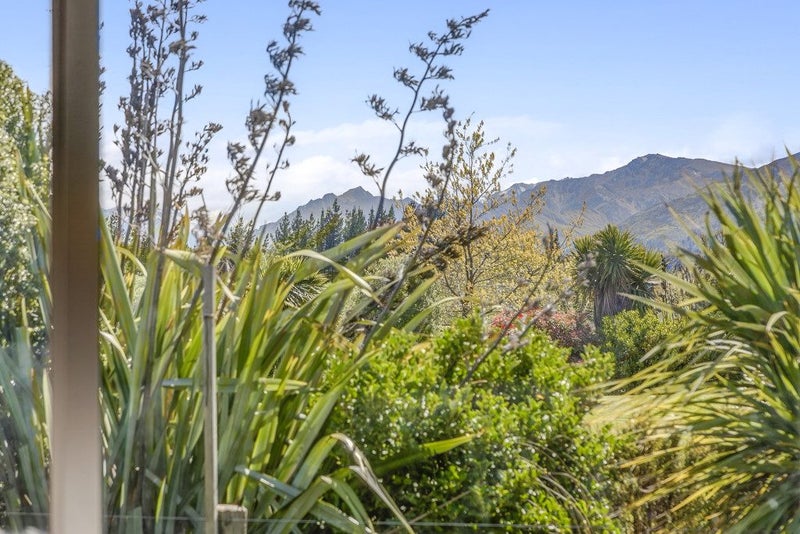 1 Criffel Place, Luggate, Cromwell - Carousel 25