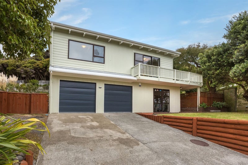 Property Valuation for 16 Kinloch Place, Papakowhai, Porirua Trade Me Property Trade Me Property