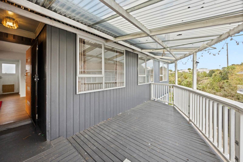 12 Amsterdam Place, Avondale, Auckland - Carousel 2