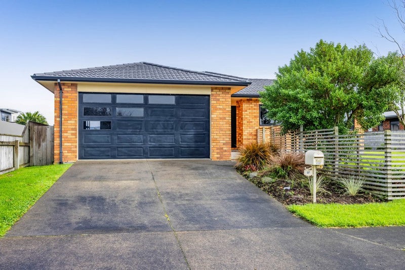 37 Dillon Drive, Bell Block, New Plymouth - Carousel 23
