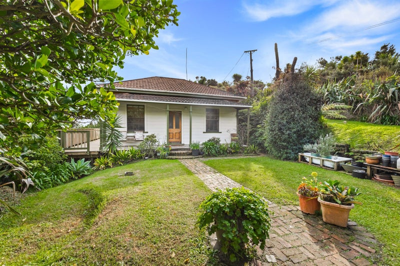 41 Te Henga Road, Waitakere, Henderson - Carousel 1