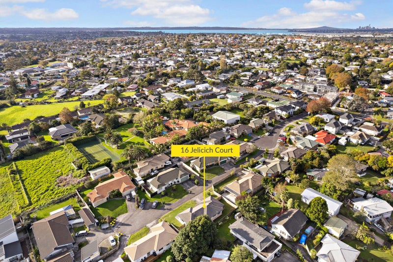 16 Jelicich Court, Henderson, Auckland - Carousel 33