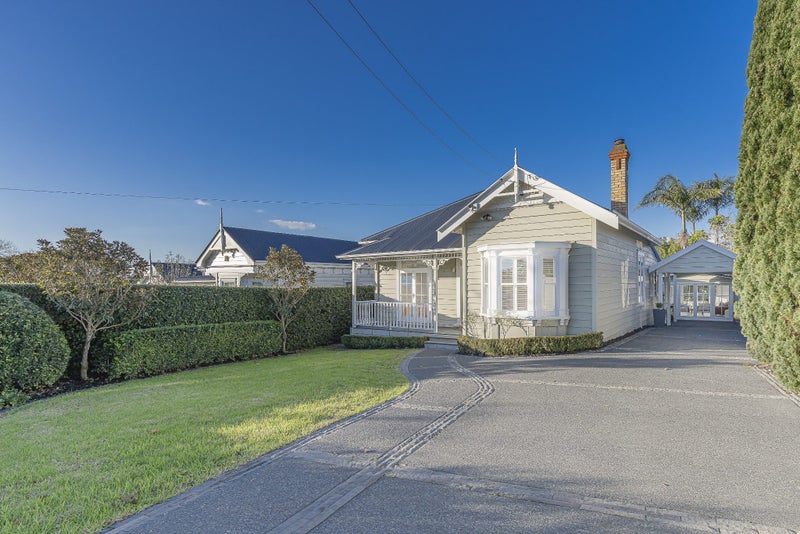 119 Western Springs Road, Morningside, Auckland - Carousel 1
