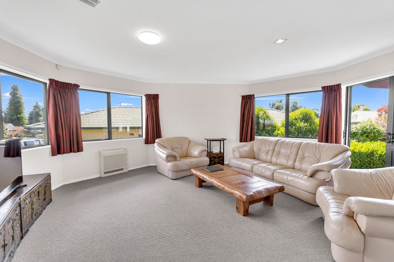 16 Stanley Drive, Lynmore, Rotorua - Carousel 2