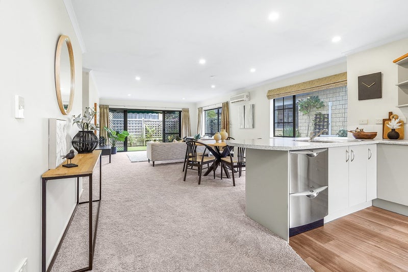 20/3 Turnbury Court, Rototuna, Hamilton - Carousel 1