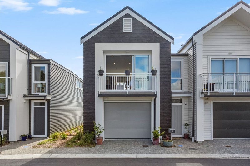 8 Kopua Place, Whitby, Porirua - Carousel 2