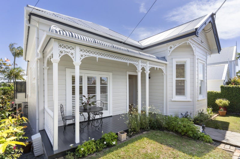 34 Gladstone Road, Parnell, Auckland - Carousel 2