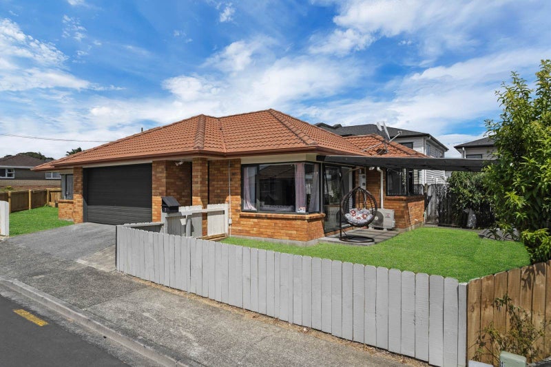 2 Pantera Way, Hill Park, Manukau City, Auckland - Carousel 2