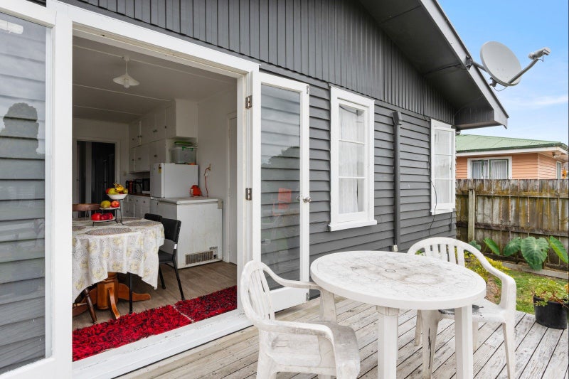 64 Daphne Street, Outer Kaiti, Gisborne - Carousel 2