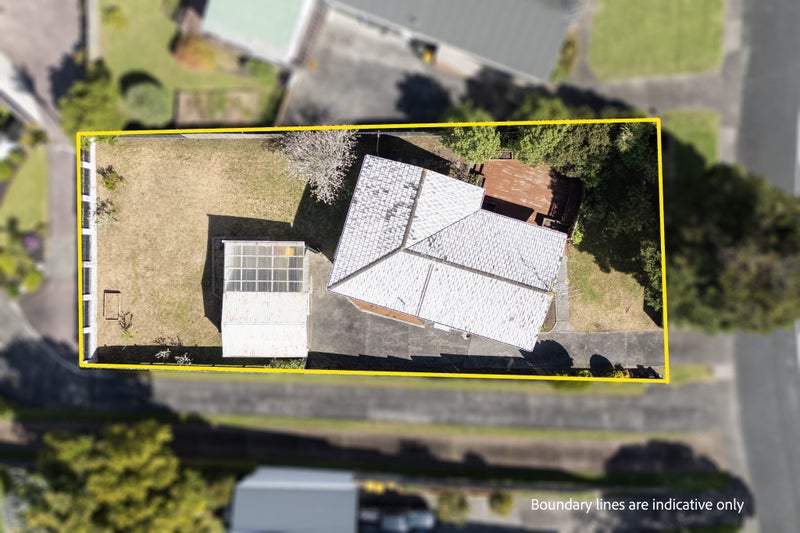 90 Lantana Road, Green Bay, Auckland - Carousel 2