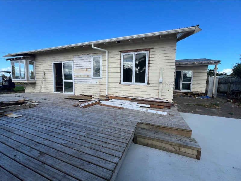 1 Devon Road, Springvale, Whanganui, Manawatu / Whanganui - Carousel 1