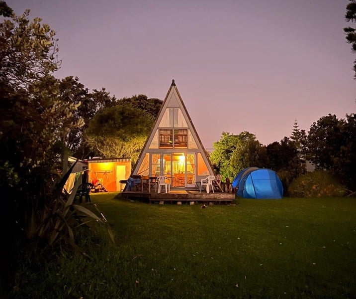 634 Pukehina Parade, Pukehina - Carousel 1