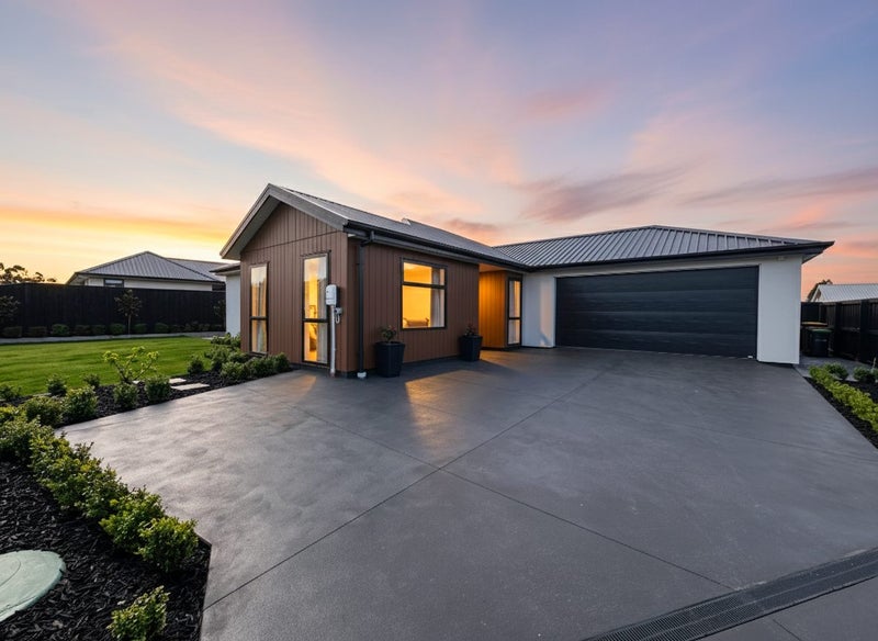 25 Millhaven Place, Casebrook, Christchurch - Carousel 1