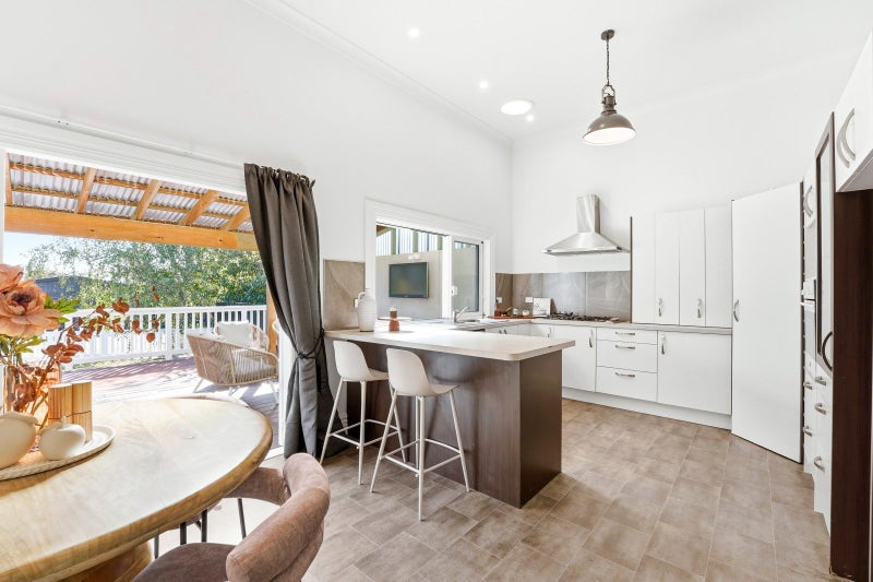 76 Bell Street, Whanganui, Whanganui - Carousel 2