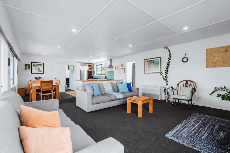 5 Arrowsmith Avenue, Waipahihi, Taupo - Carousel 2