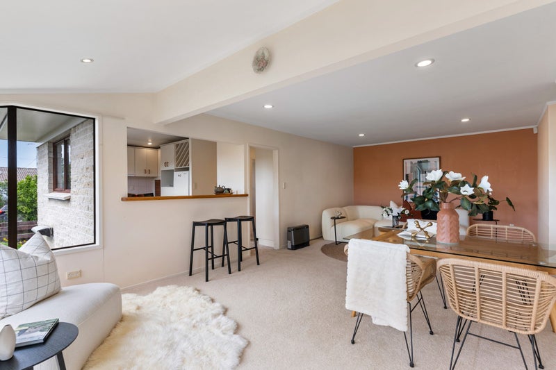 5/1 Parker Avenue, New Lynn, Auckland - Carousel 2