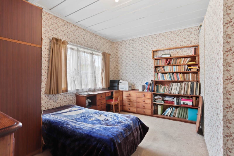 51 Willerton Avenue, New Lynn, Auckland - Carousel 16