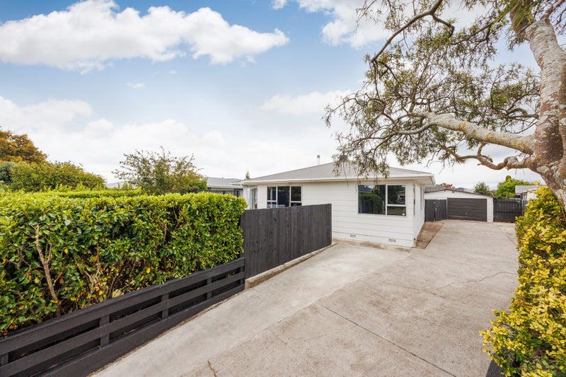 6 Rennie Avenue, Milson, Palmerston North - Carousel 1